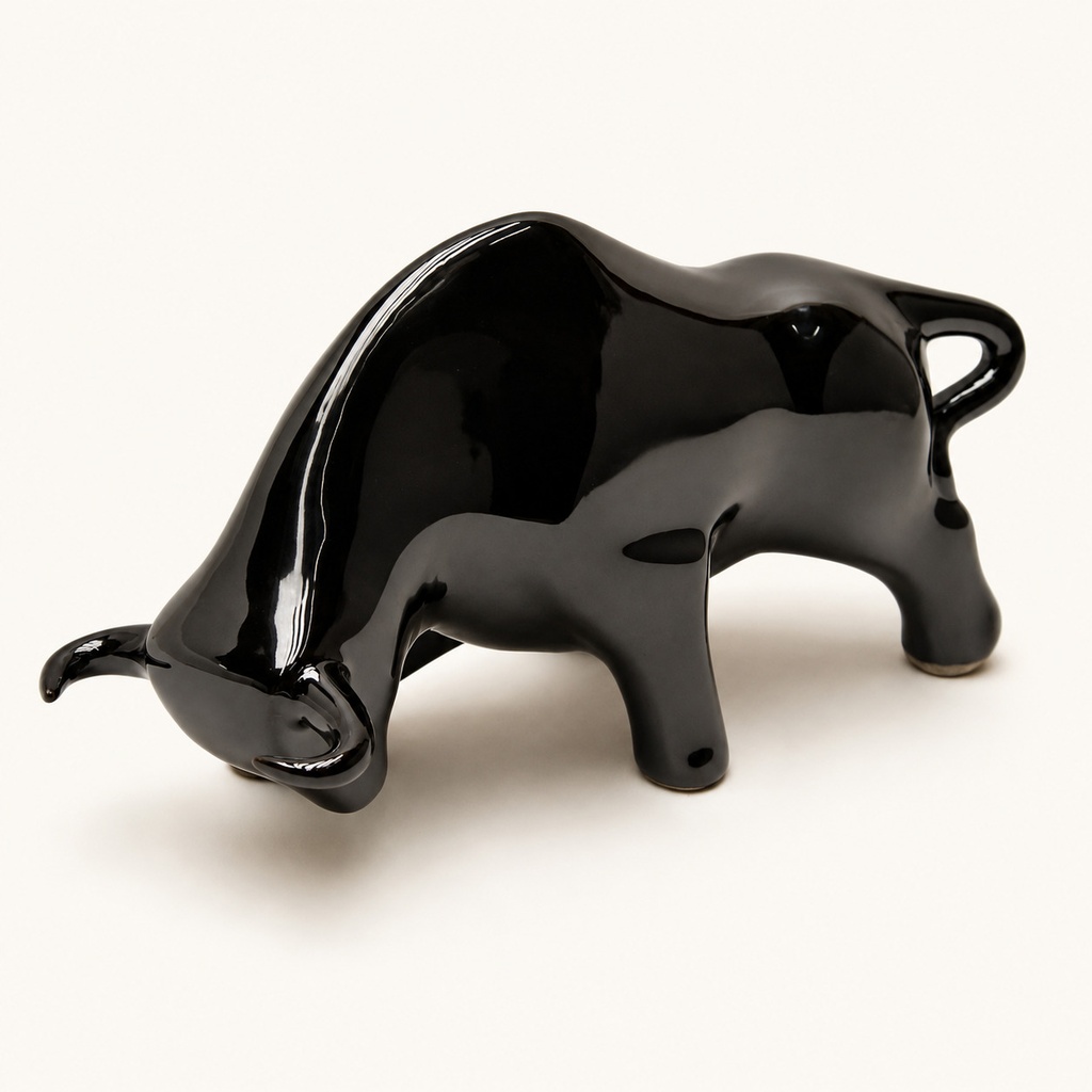 [32996.M] Ceramic Bull Sculpture – Metallic – Medium
